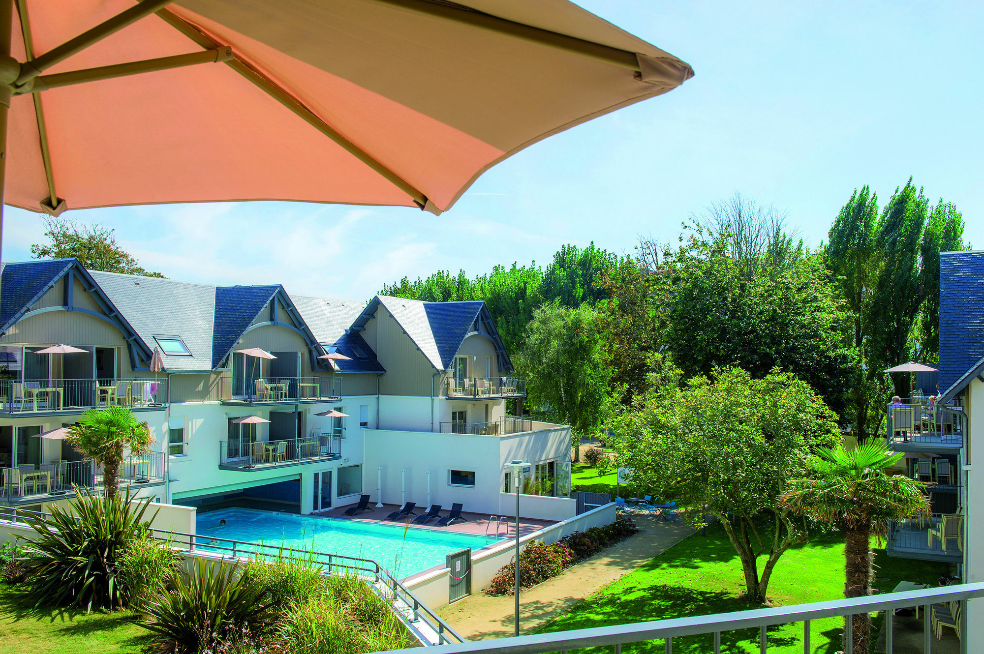 Résidence Vacances Bleues Les Jardins d'Arvor Bénodet Exterior foto